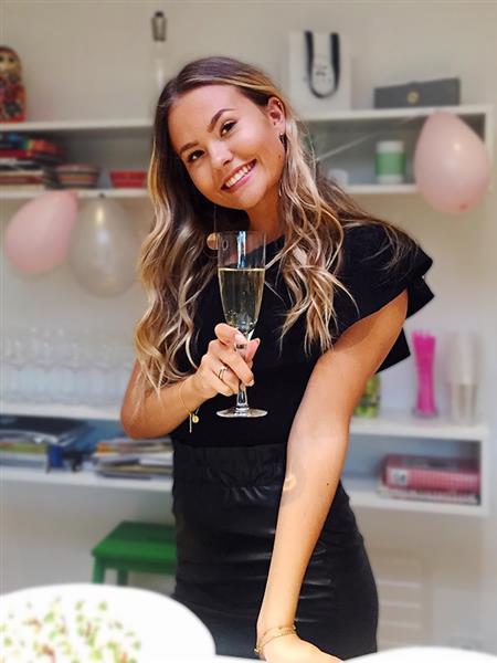 Grote foto ben jij een leuke spontane man contacten en berichten vrouw zoekt man