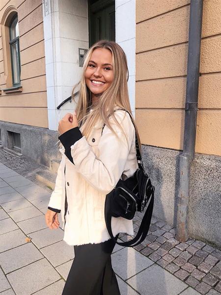 Grote foto ben jij een leuke spontane man contacten en berichten vrouw zoekt man