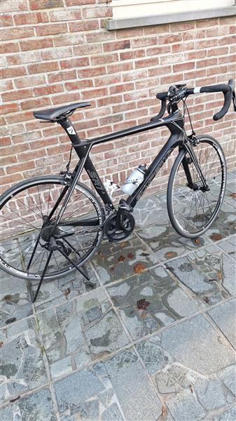 Grote foto scoperta fiets fietsen en brommers sportfietsen