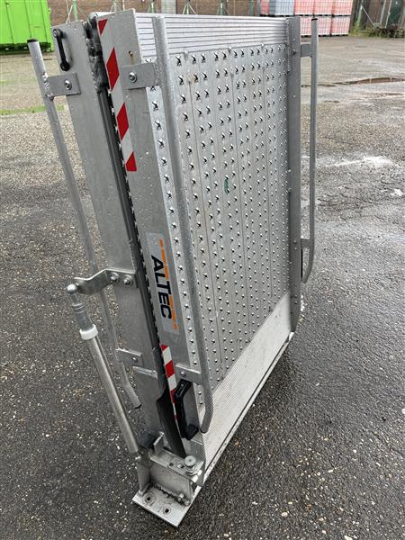 Grote foto oprijplaat van het merk altec hoogte 125 cm auto diversen gereedschap