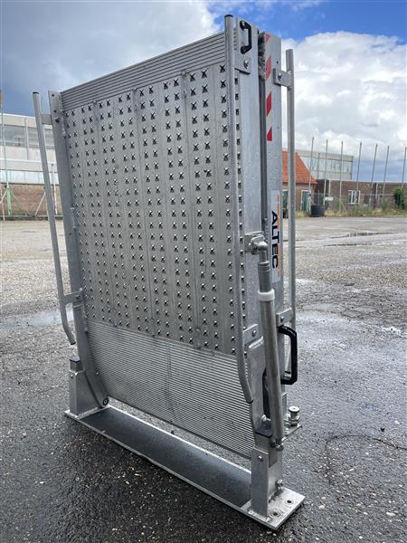 Grote foto oprijplaat van het merk altec hoogte 125 cm auto diversen gereedschap