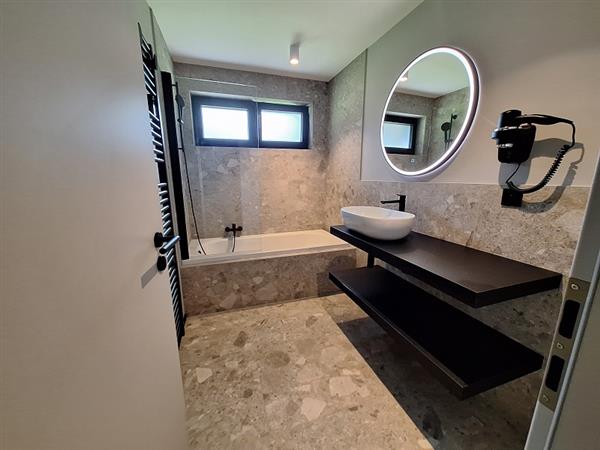 Grote foto luxe villa op een vakantiepark in de natuur. vakantie belgi