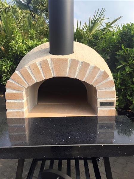 Grote foto allround pizzaoven houtgestookt amalfi real brick tuin en terras buitenkeukens
