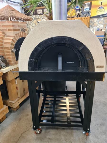 Grote foto de amalfi pizzaoven ad80 op steel base tuin en terras tuindecoratie