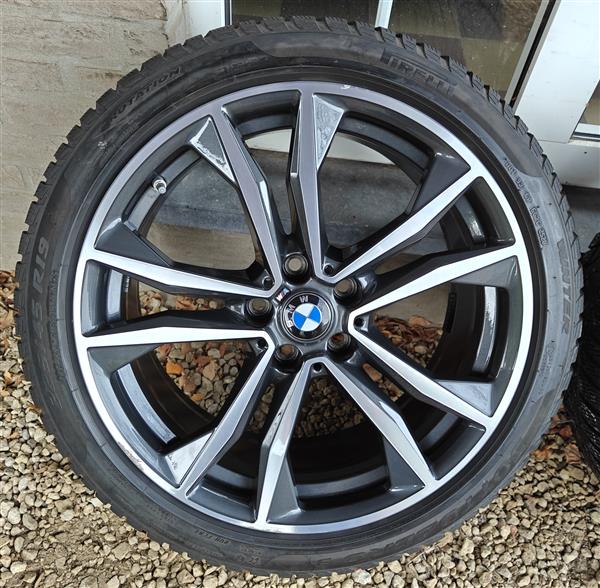 Grote foto 19 bmw m velgen winterbanden pirelli auto onderdelen banden en velgen