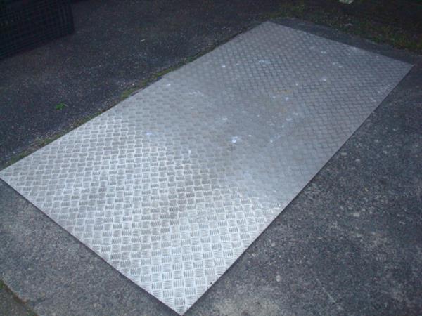 Grote foto aluminium traanplaat aanhanger aanhangerbodem auto diversen gereedschap