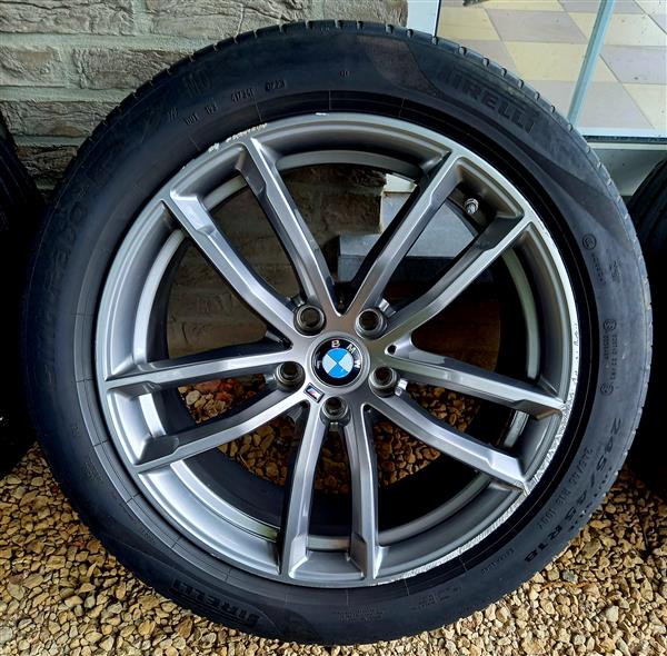 Grote foto 18 bmw m velgen zomerbanden pirelli auto onderdelen banden en velgen