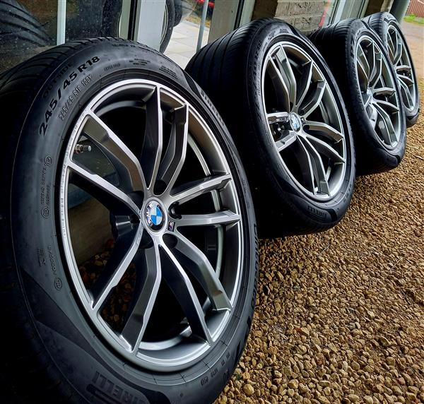 Grote foto 18 bmw m velgen zomerbanden pirelli auto onderdelen banden en velgen