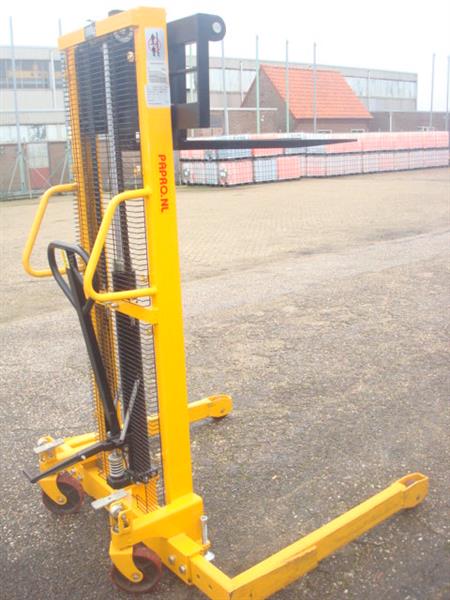 Grote foto palletstappelaar hand stacker palletstappelaar auto diversen gereedschap
