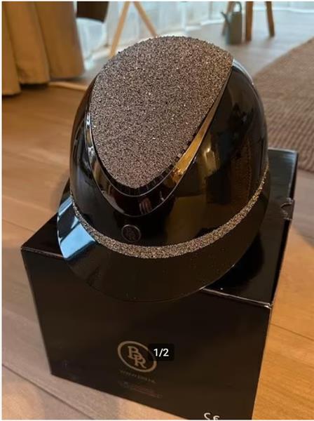 Grote foto br paardrijhelm donkerblauw met glitter sport en fitness paardensport