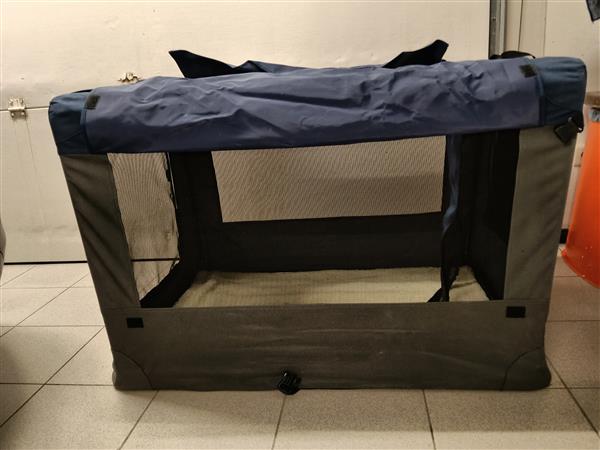 Grote foto prachtige afgesloten bench dieren en toebehoren toebehoren