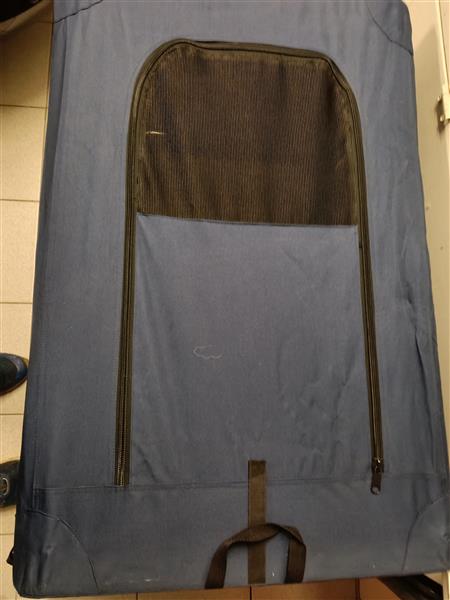 Grote foto prachtige afgesloten bench dieren en toebehoren toebehoren