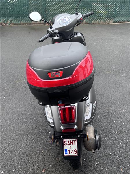 Grote foto gts bravo klasse a fietsen en brommers scooters