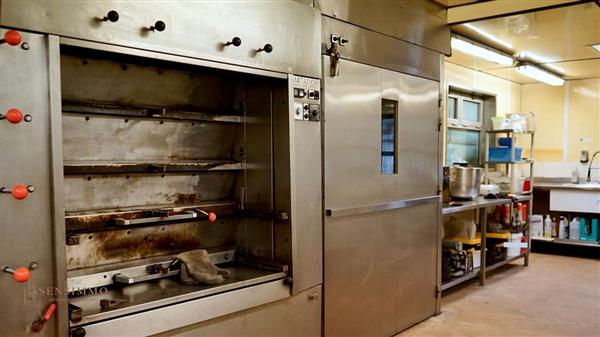 Grote foto koop bakkerij woonst handelsruimte bedrijfspanden bedrijfsruimte te koop