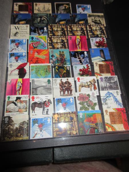 Grote foto grote verzameling postzegels wereldwijd verzamelen postzegels overige