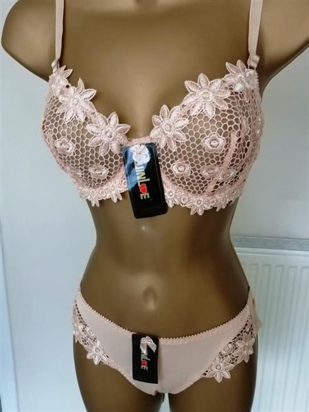Grote foto chique goudbeige bh met slip voor d cups kleding dames ondergoed en lingerie