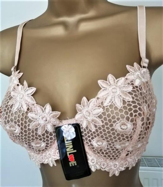 Grote foto chique goudbeige bh met slip voor d cups kleding dames ondergoed en lingerie