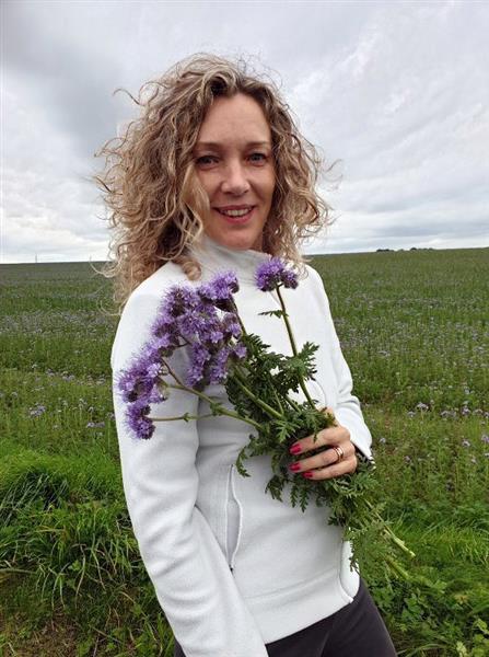 Grote foto terug klaar voor contact met leuke man erotiek vrouw zoekt nmalig contact man