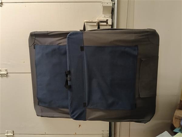 Grote foto prachtige afgesloten bench dieren en toebehoren toebehoren