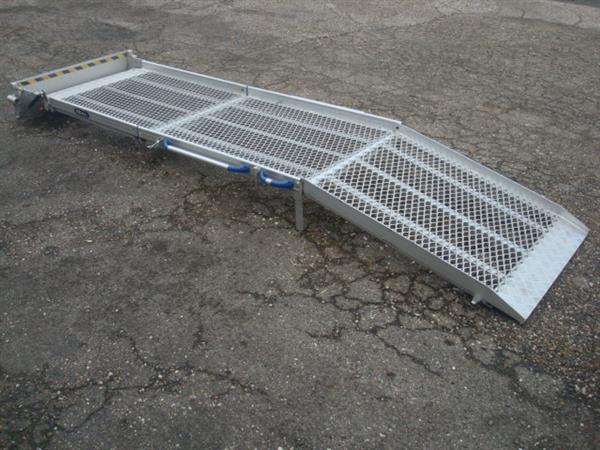 Grote foto aluminium oprijplaat scootmobiel rolstoel auto onderdelen auto gereedschap