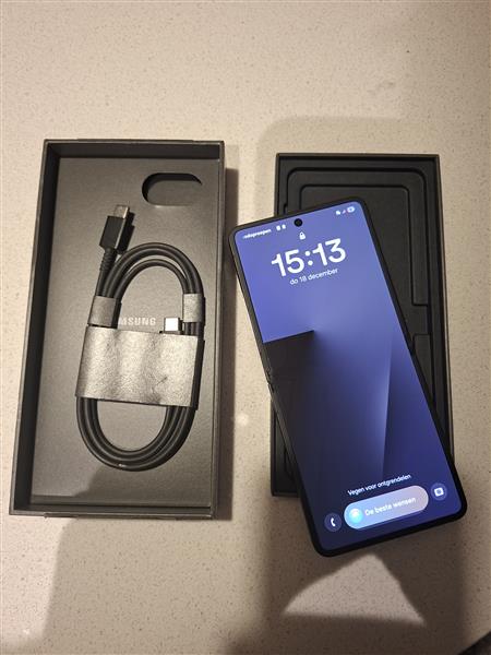 Grote foto galaxy z flip7 telecommunicatie samsung