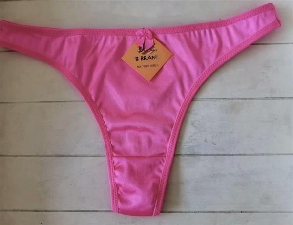 Grote foto gesatineerde string in zachte fuchsia kleur kleding dames ondergoed en lingerie