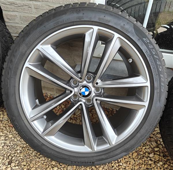 Grote foto 19 bmw 6 serie winterbanden pirelli auto onderdelen banden en velgen