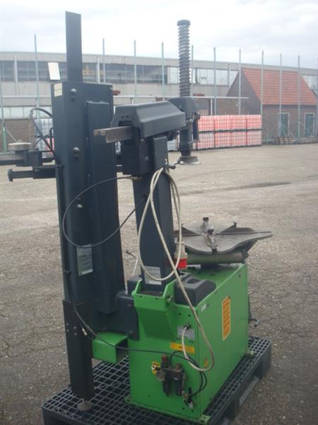 Grote foto bandenapparaat met hulparm bosch tce4420 12 tot 23 auto diversen gereedschap