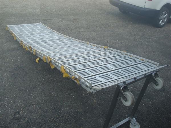 Grote foto oprijplaat roll a rampe oprolbaar auto diversen gereedschap