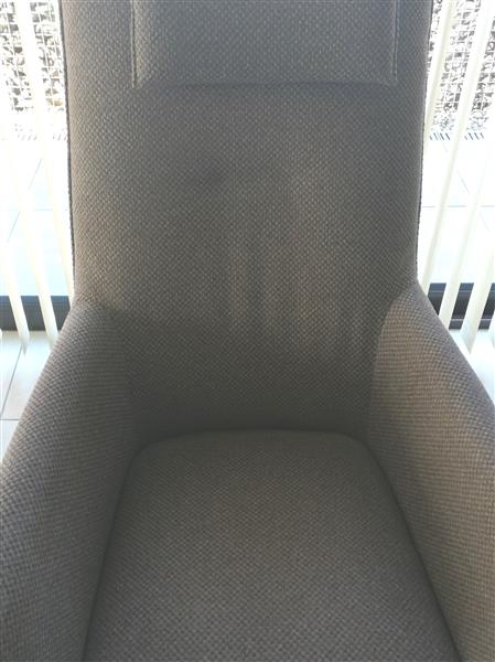 Grote foto grijze stoffen fauteuil. huis en inrichting fauteuils