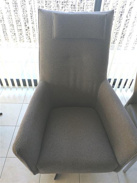 Grote foto grijze stoffen fauteuil. huis en inrichting fauteuils