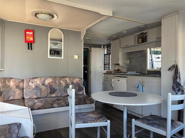 Grote foto instapklare staancaravan staanplaats mogelijk caravans en kamperen stacaravans