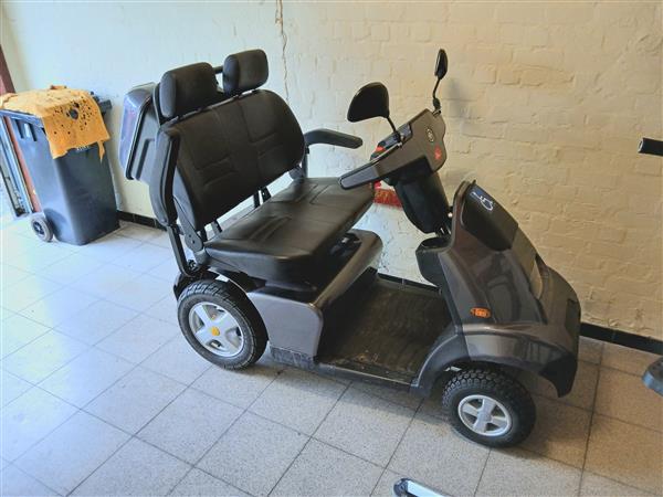 Grote foto afiscooter s 2 persoons e mobiel diversen brommobielen en scootmobielen