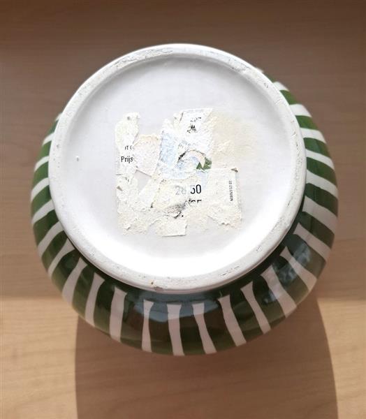 Grote foto mooie grote handgeschilderde bloempot nieuw huis en inrichting woningdecoratie