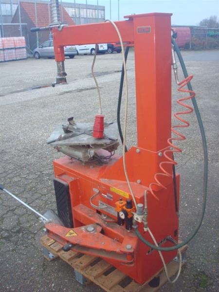 Grote foto banden de montage apparaat mf aquila as 900 380v auto diversen gereedschap