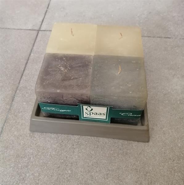 Grote foto grijze kubus kaarsen set op aardewerk houder huis en inrichting kandelaars en kaarsen