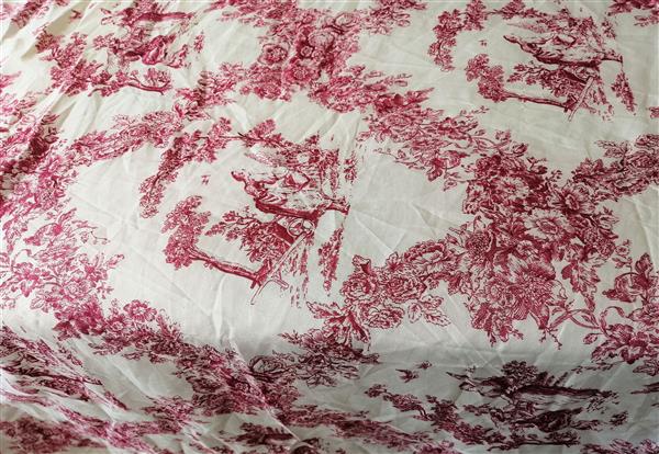 Grote foto dekbed met stijlvolle wijnrode toile de jouy print huis en inrichting beddengoed