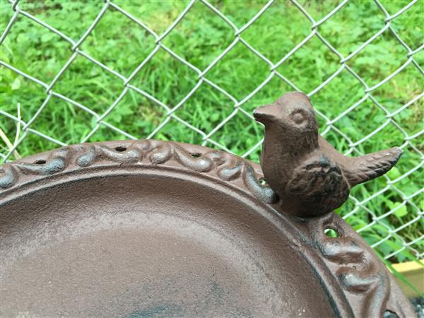 Grote foto 1 bruin vogelbad gietijzer bruin rust gemoffeld mooi tuin en terras tuindecoratie