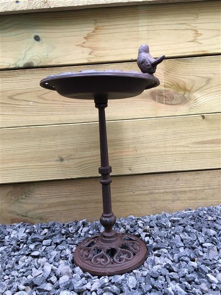 Grote foto 1 bruin vogelbad gietijzer bruin rust gemoffeld mooi tuin en terras tuindecoratie