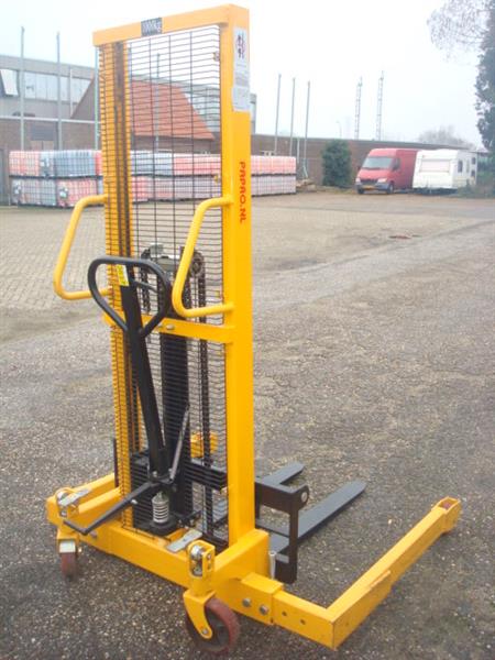 Grote foto palletstappelaar hand stacker palletstappelaar auto diversen gereedschap