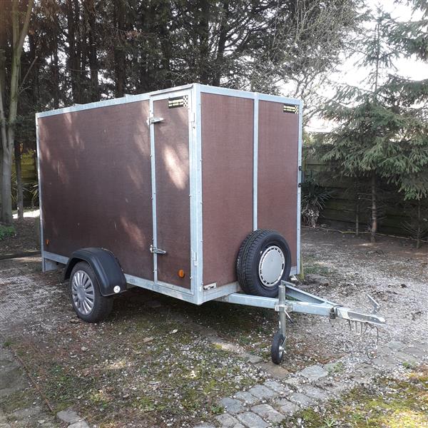 Grote foto gesloten aanhangwagen 750 kg auto diversen aanhangers