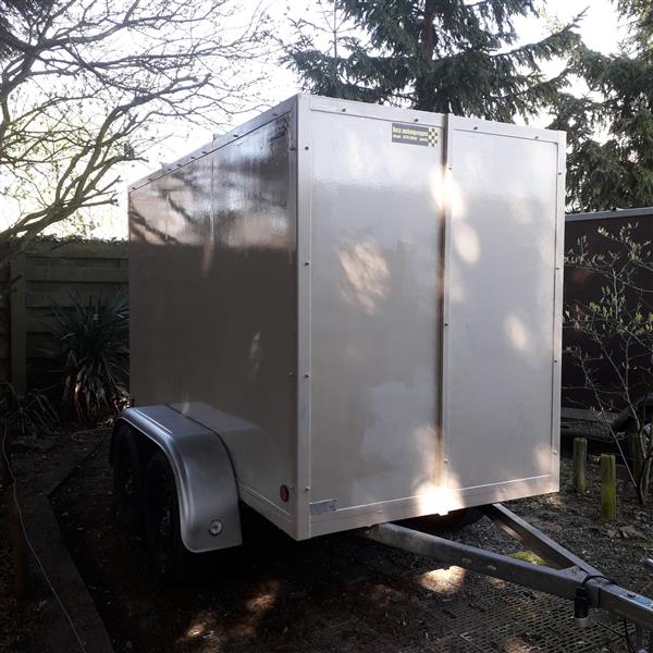 Grote foto gesloten aanhangwagen 2 as roca auto diversen aanhangers