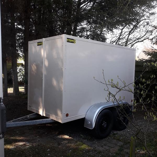 Grote foto gesloten aanhangwagen 2 as roca auto diversen aanhangers