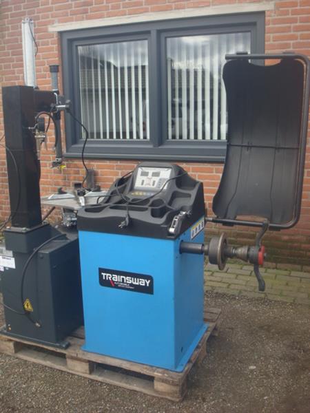 Grote foto banden monteer apparaat balanceer apparaat auto diversen gereedschap