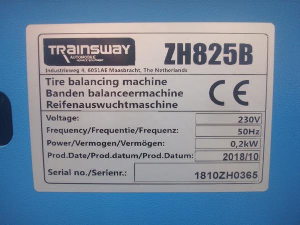 Grote foto banden monteer apparaat balanceer apparaat auto diversen gereedschap