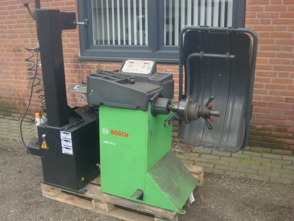 Grote foto banden apparaat balanceer apparaat hbm bosch auto diversen gereedschap