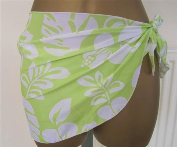Grote foto mooie 3 delige bikini in pistache en wit kleding dames badmode en zwemkleding