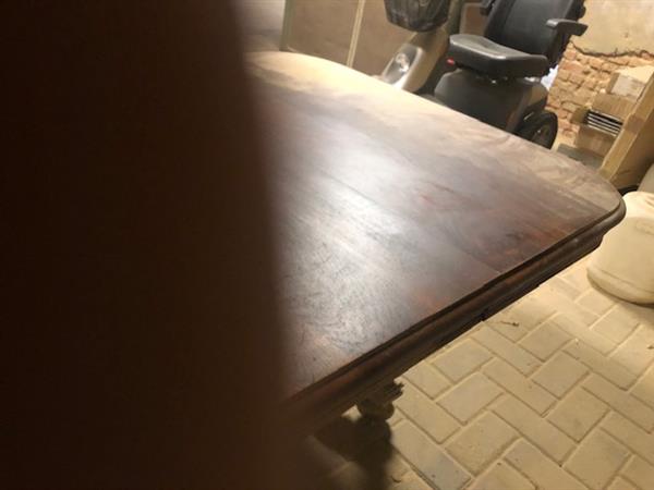 Grote foto antieke tafel huis en inrichting eettafels