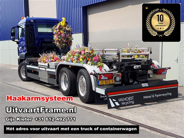Grote foto kistdrager t.b.v. uitvaart met een container auto auto diversen overige accessoires