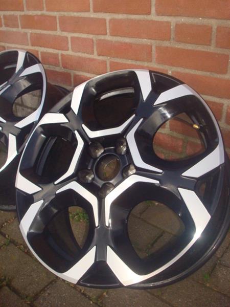 Grote foto 18 originele citroen c5 aircross velgen 5x108 auto onderdelen banden en velgen